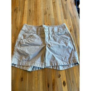 North Face Chino double button short womens light‎ grey size 6